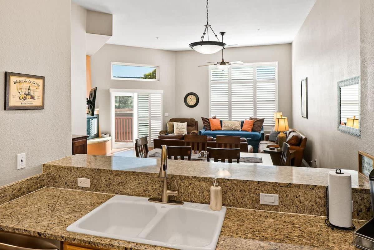 Family Friendly Sedona Townhome In Golf Community Exterior photo